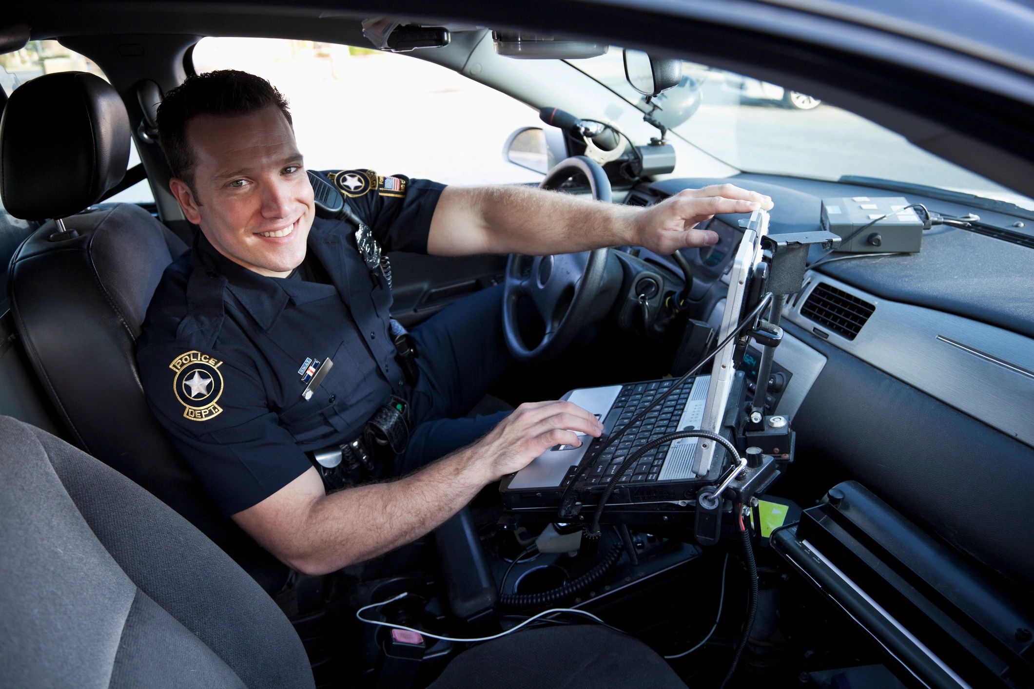 federal law enforcement online research